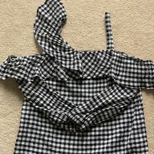 Ruffle gingham top